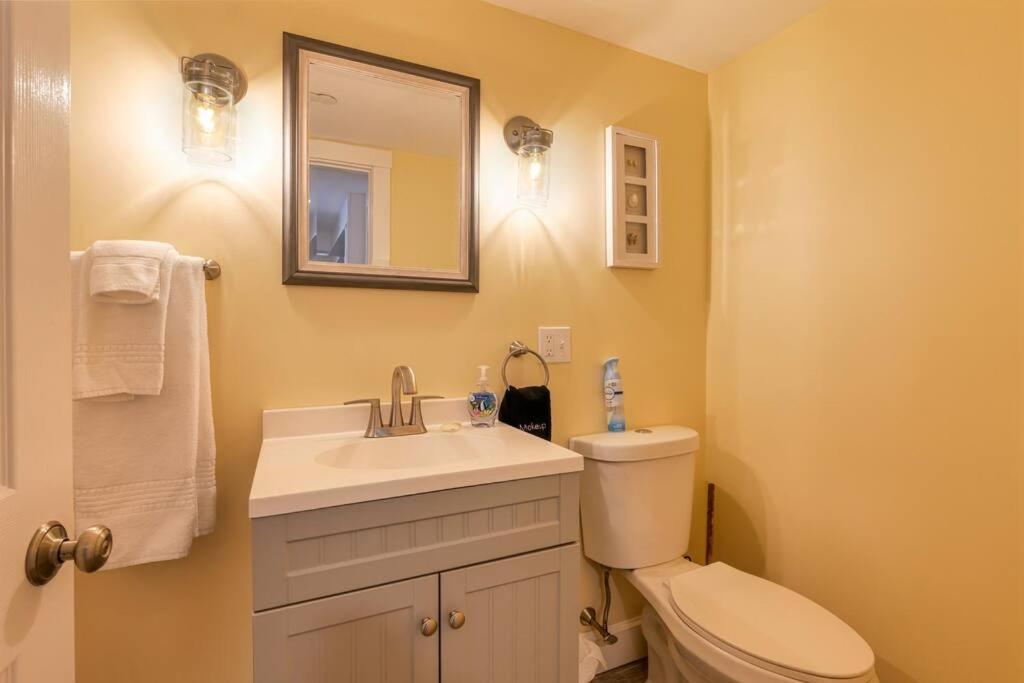 2Br Apt W/ 3 Min Walk To Downtown Swh - Low Tide Southwest Harbor Exterior photo